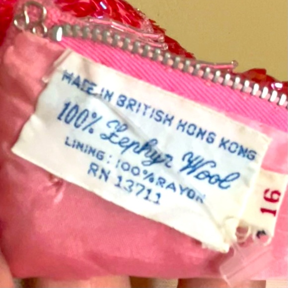 ❤️‍🔥Vintage 1960s Zephyr Wool Camisole Fully beaded & Sequins - Picture 7 of 7